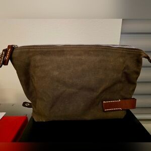 Banana Republic Dark Brown Men's Toiletry Bag